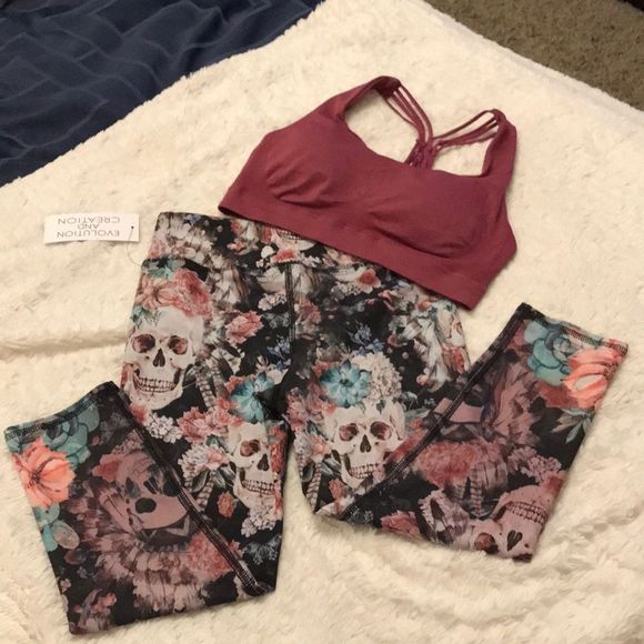 Super cute skull crop gym pants - Picture 4 of 4